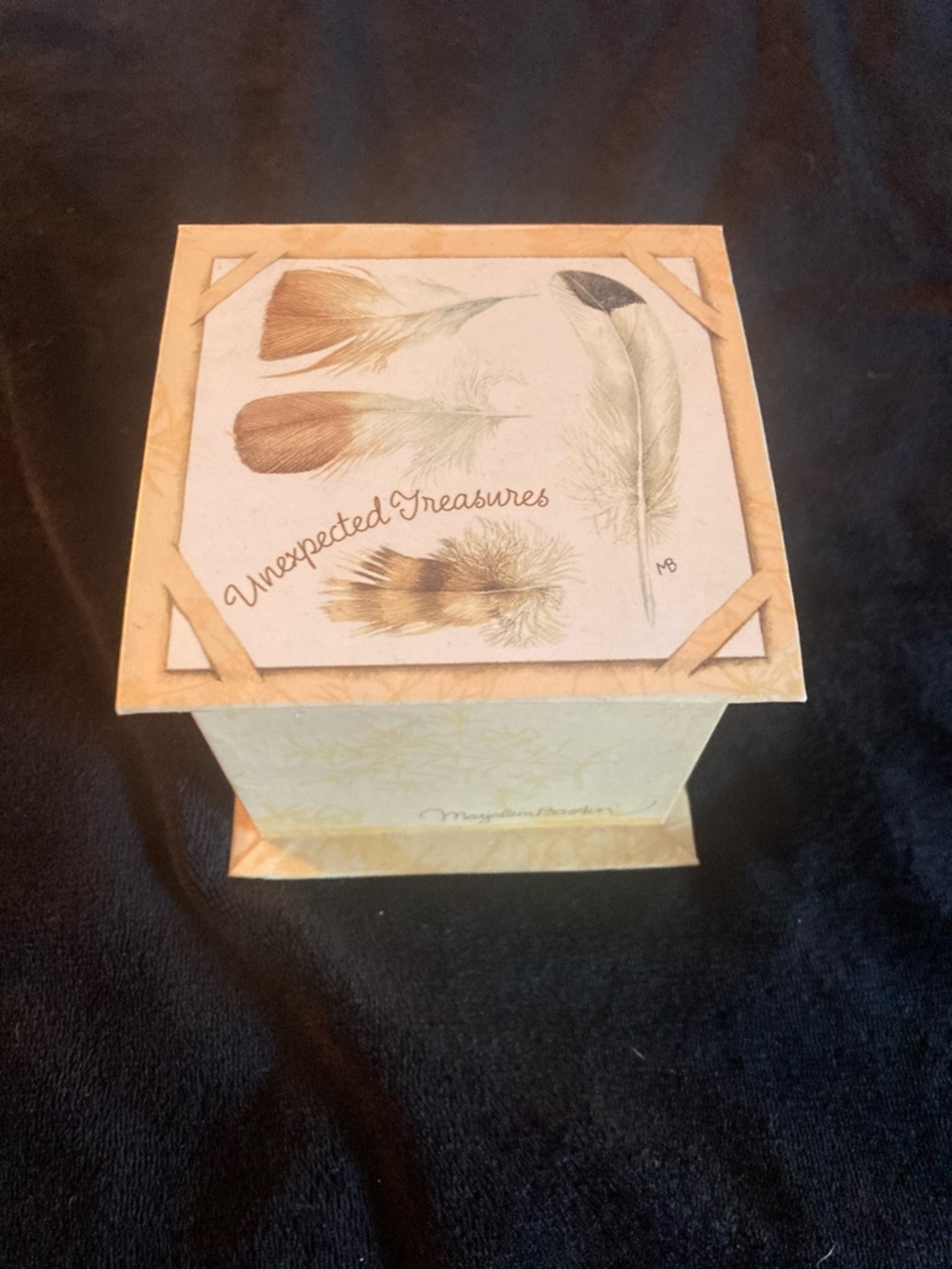 Marjolein Bastin Signature Decorative Box with Candle - Cream & Tan